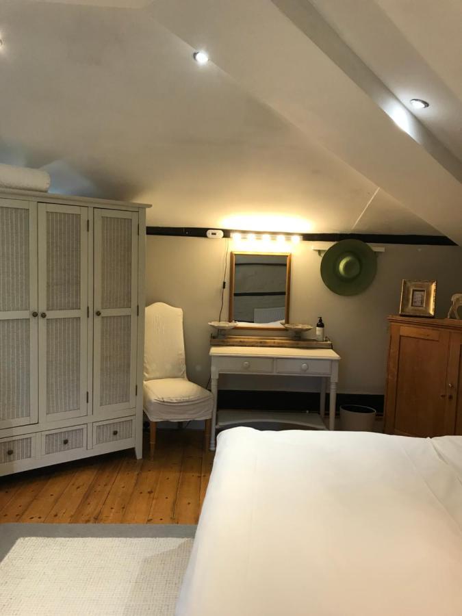 The Clockhouse Lejlighed Old Windsor Eksteriør billede